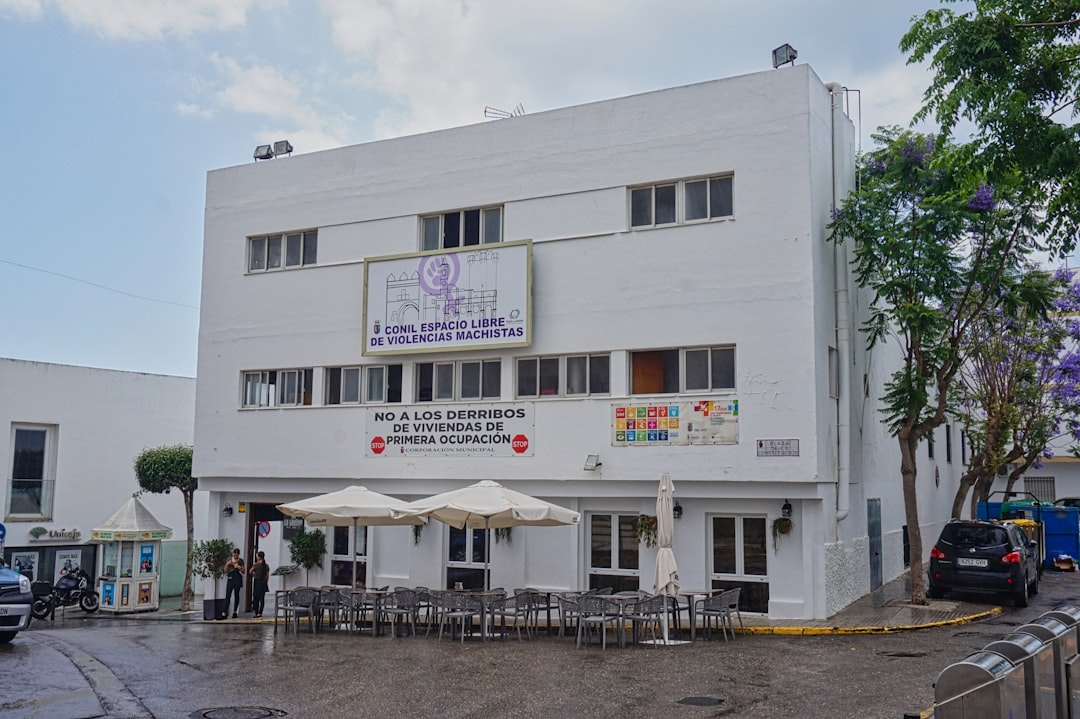 Tratamiento facial profesional con productos de alta calidad